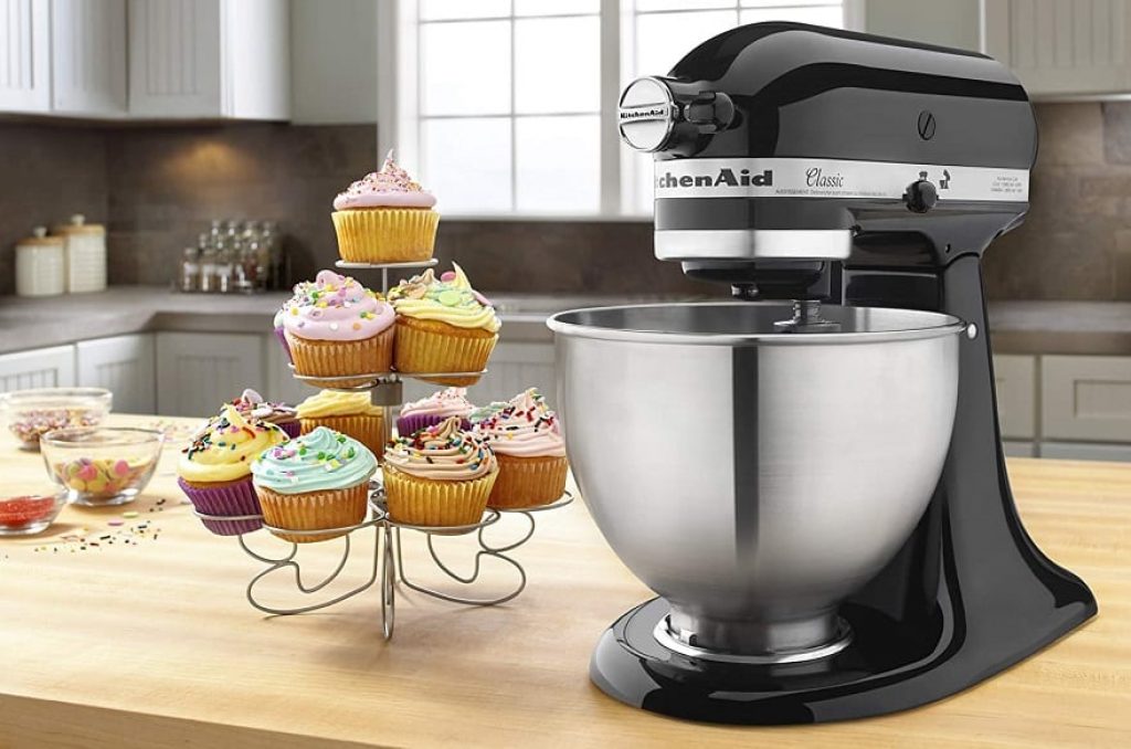 מיקסר יוקרתי דגם K45SSOB Classic של חברת KitchenAid