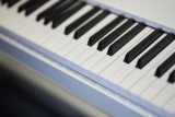 פסנתר חשמלי: 9 פסנתרים חשמליים מומלצים לשנת 2024 [מדריך קנייה מקיף]